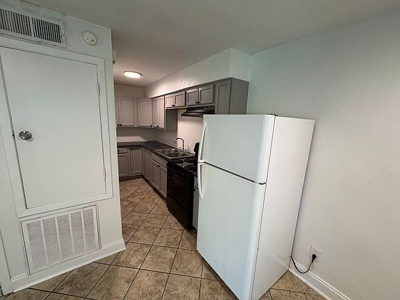 4th image of 123 Athania Pkwy APT C1