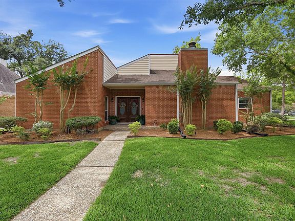 2nd image of 1022 Trapper Hill Dr