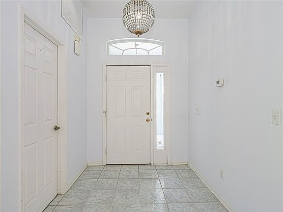 5th image of 432 Seagrass Ave