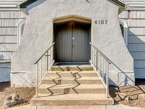 4th image of 4107 SE Harrison St