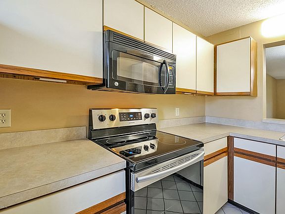 2102 Sandpiper Ct-5
