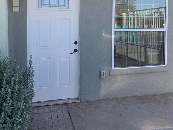 3rd image of 8925 Mount Olympus Dr