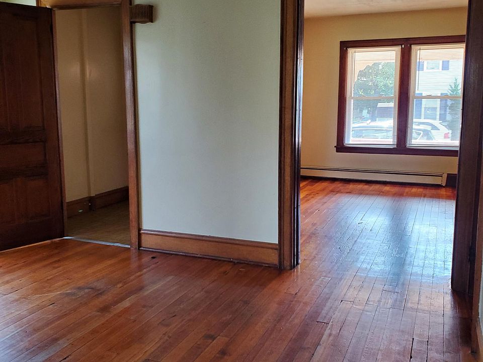 2nd image of 349 Cherry St
