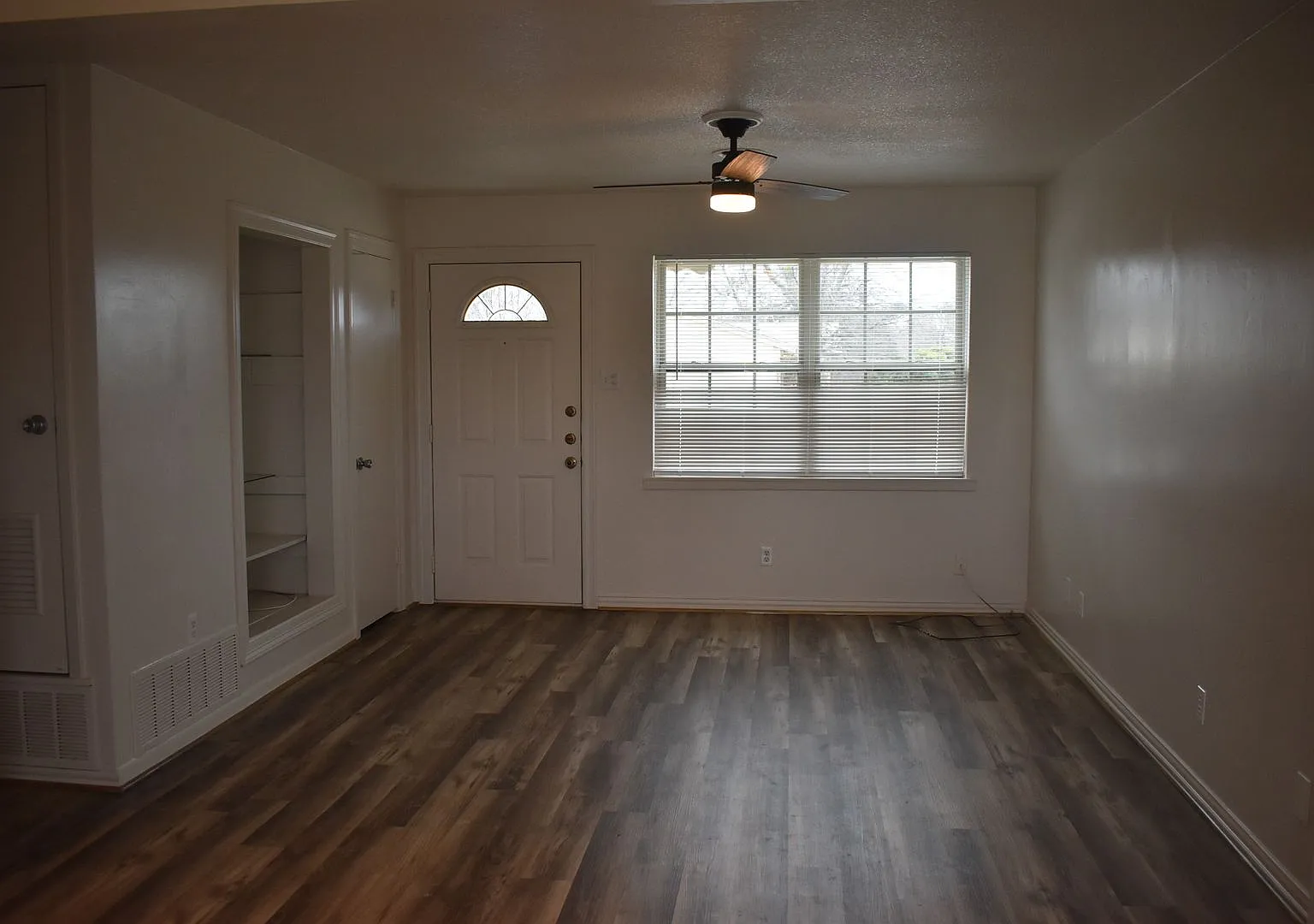 3 Bedroom in Copperas Cove Established Neighborhood! — Photo 2