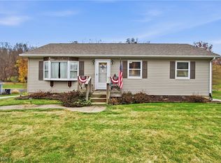2431 Pinkerton Ln, Zanesville, OH 43701