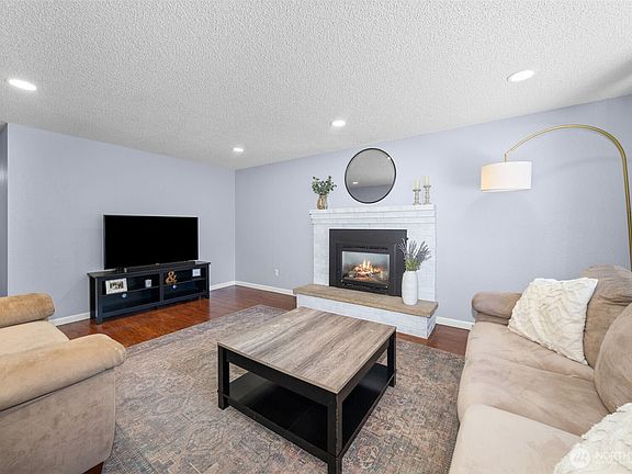 4th image of 12505 134th Street Ct E