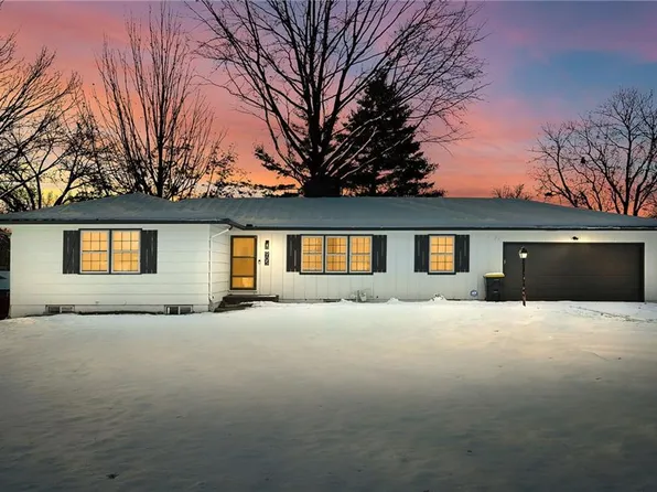 905 E 117th St, Kansas City, MO 64131