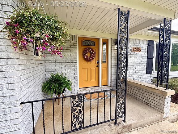 3rd image of 10306 Oakhill Rd
