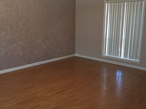 2nd image of 5120 Beautonne Ave