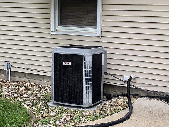 3rd image of 232 Zelmar Dr