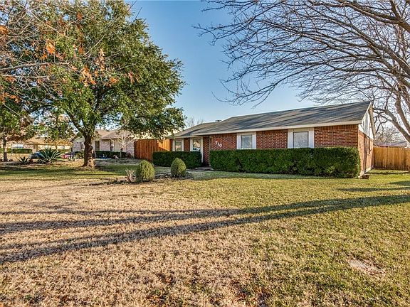 2nd image of 710 Countryside Ct
