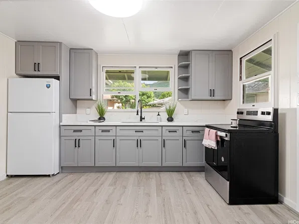 2318 Hanakealoha Pl, Honolulu, HI 96816