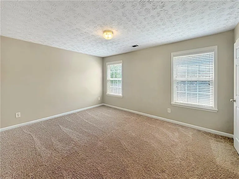 1210 Skylar Ridge Cir — Photo 31