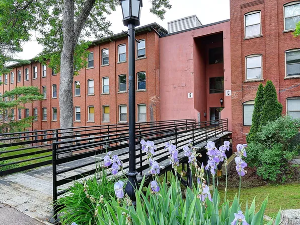 222 Williams Street East APT 223, Glastonbury, CT 06033