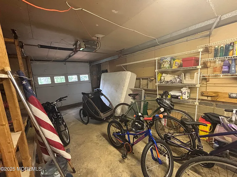 187 Elmwood Rd — Photo 23