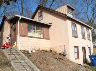816 W 6th St, Davenport, IA