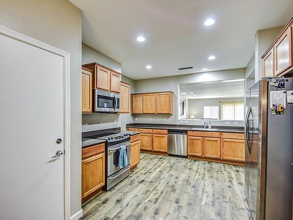 Kitchen 6