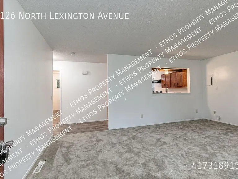 2126 N Lexington Ave — Photo 4