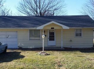 535 N Walnut Ave, Republic, MO 65738