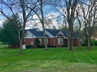 121 Buchanan Cir, Hendersonville, TN 37075