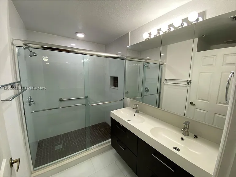 11202 NW 83rd St #106 — Photo 22