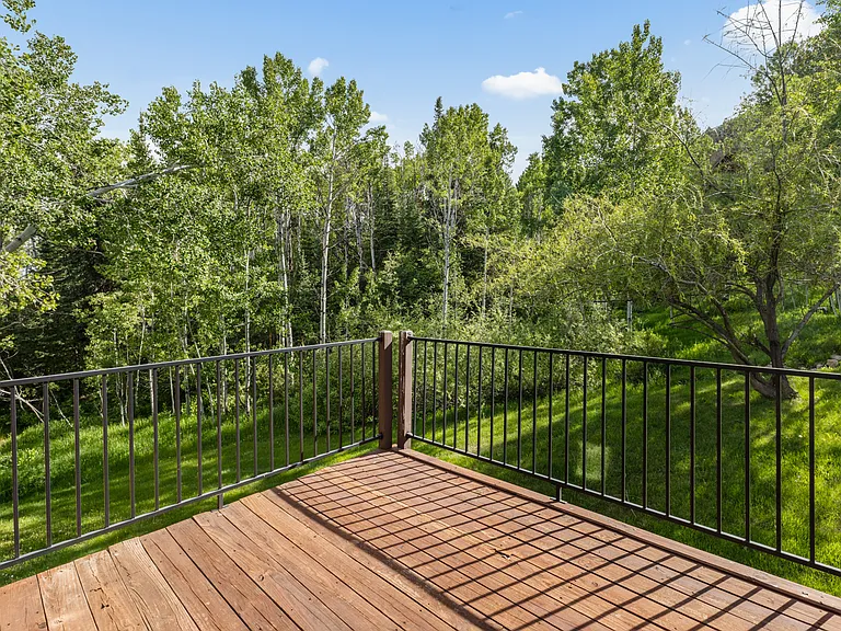 Private Deck | 2nd Level