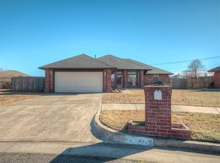 8128 Eagle Cir, Oklahoma City, OK 73135