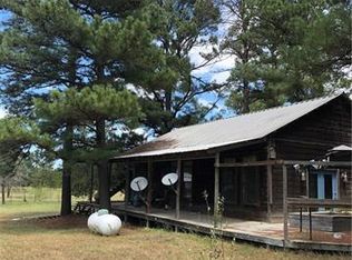 192 Split Oak Rd, Smithville, TX 78957