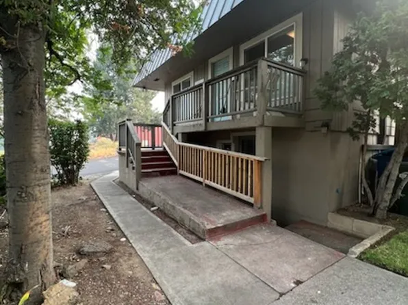 2524 Division St, Bend, OR 97701