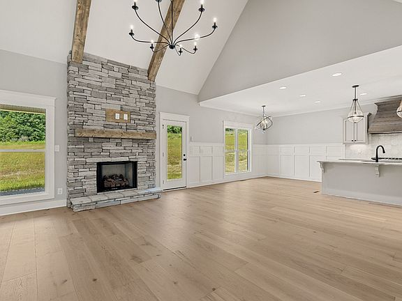 5th image of 4022 Mandrake Pl #173
