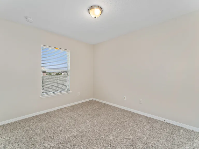 4510 Capital Blvd — Photo 20