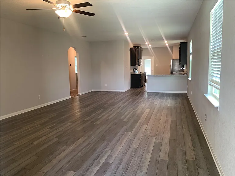 509 Congress Way — Photo 6