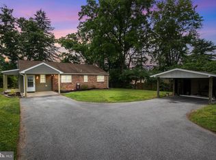 2465 Carlisle Rd, York, PA 17408