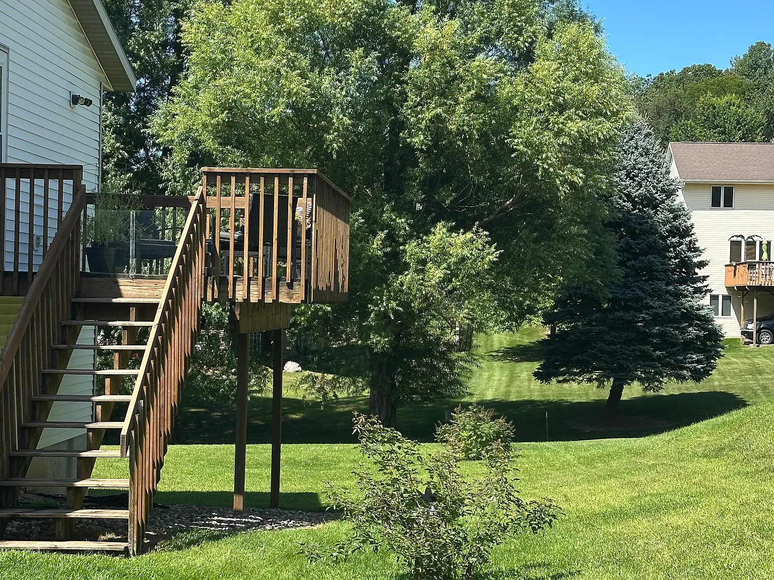3 bed, 1850 sqft, $1,925 — Photo 2