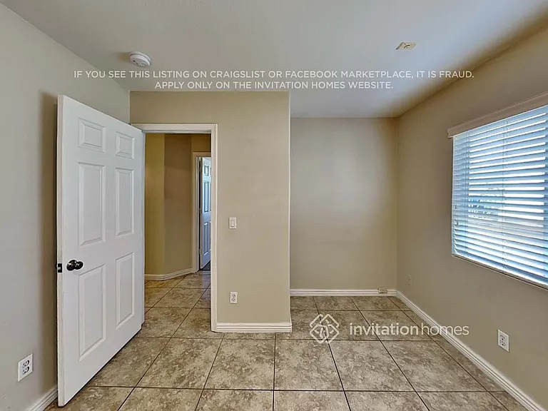 11989 W Almeria Rd — Photo 16