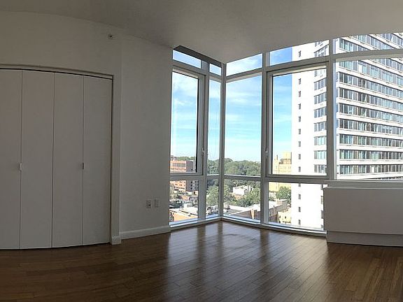 4th image of 66 Rockwell Pl #C14