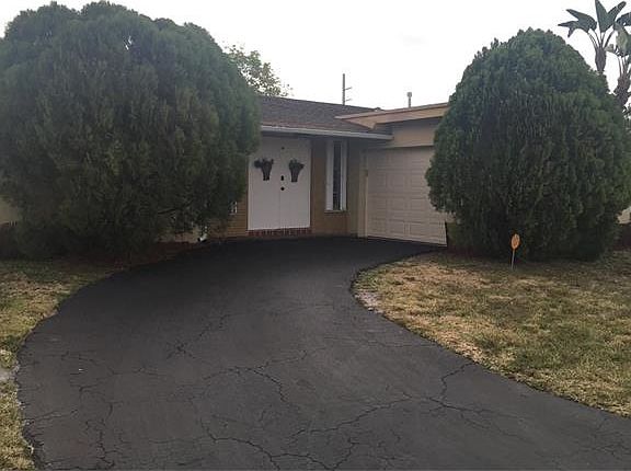 4th image of 3030 NW 113th Ave