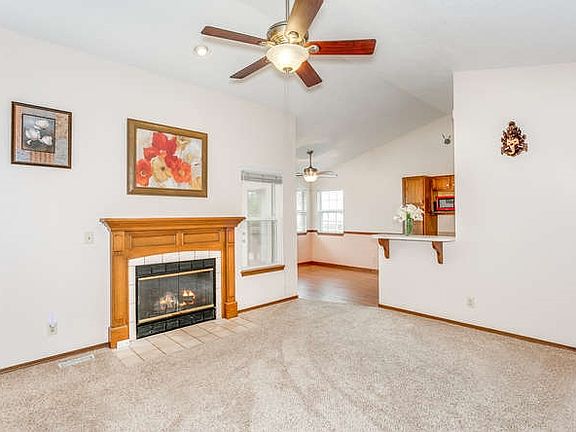 5th image of 6410 E 39th Ct N