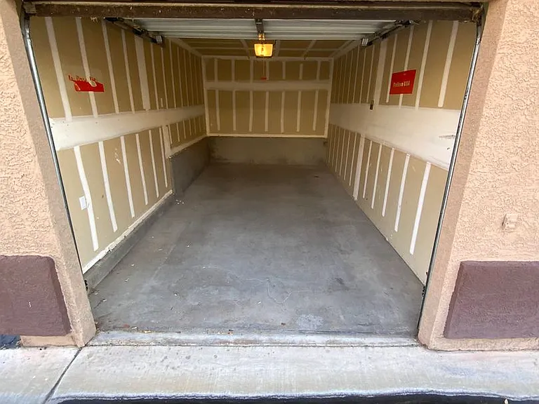 231 W Horizon Ridge Pkwy #1421 — Photo 18