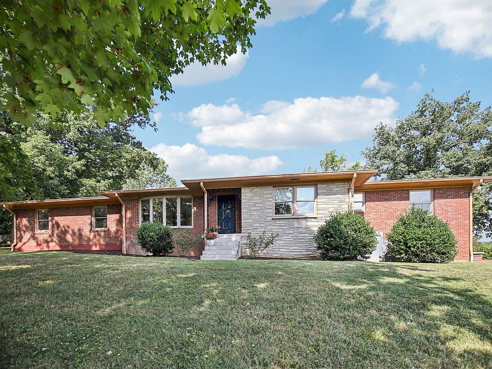 1st image of 4028 Sussex Dr