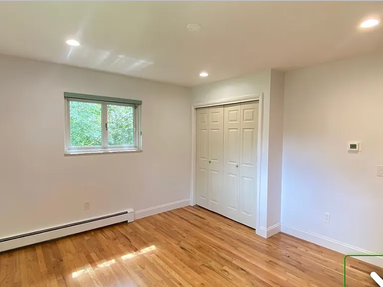2727 Oakdale Dr — Photo 12