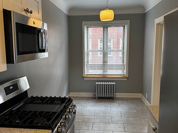 4th image of 10559 S Hale Ave APT 2E