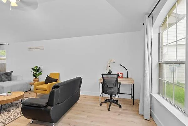5915 Shining Leaf Ct — Photo 5