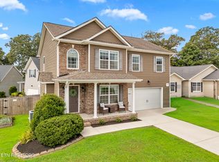 1920 Mahogany Wood Trl, Knoxville, TN 37920