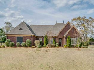 40 Russ Meadow Cv, Piperton, TN 38017
