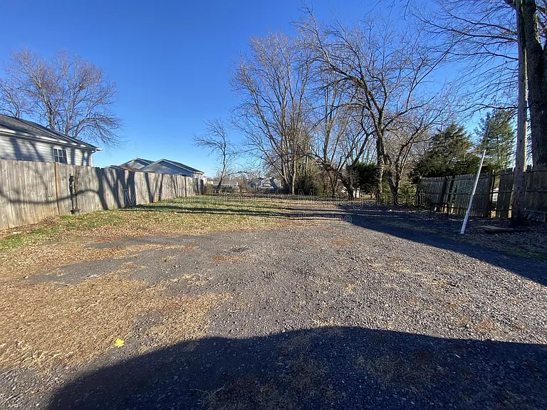 1013 Terrace St — Photo 17