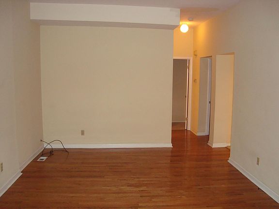 4th image of 4362 McPherson Ave #B