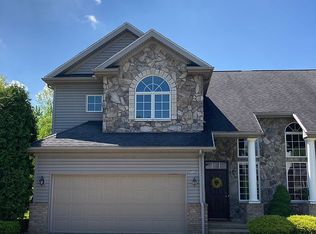 3269 Grey Village Dr, Akron, OH 44319