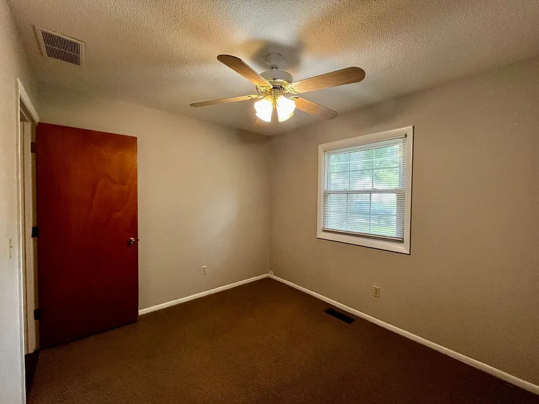 2714 Allegany Ave — Photo 28