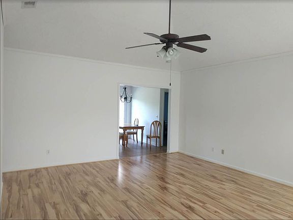 4th image of 5000 Scotch Pine Ave